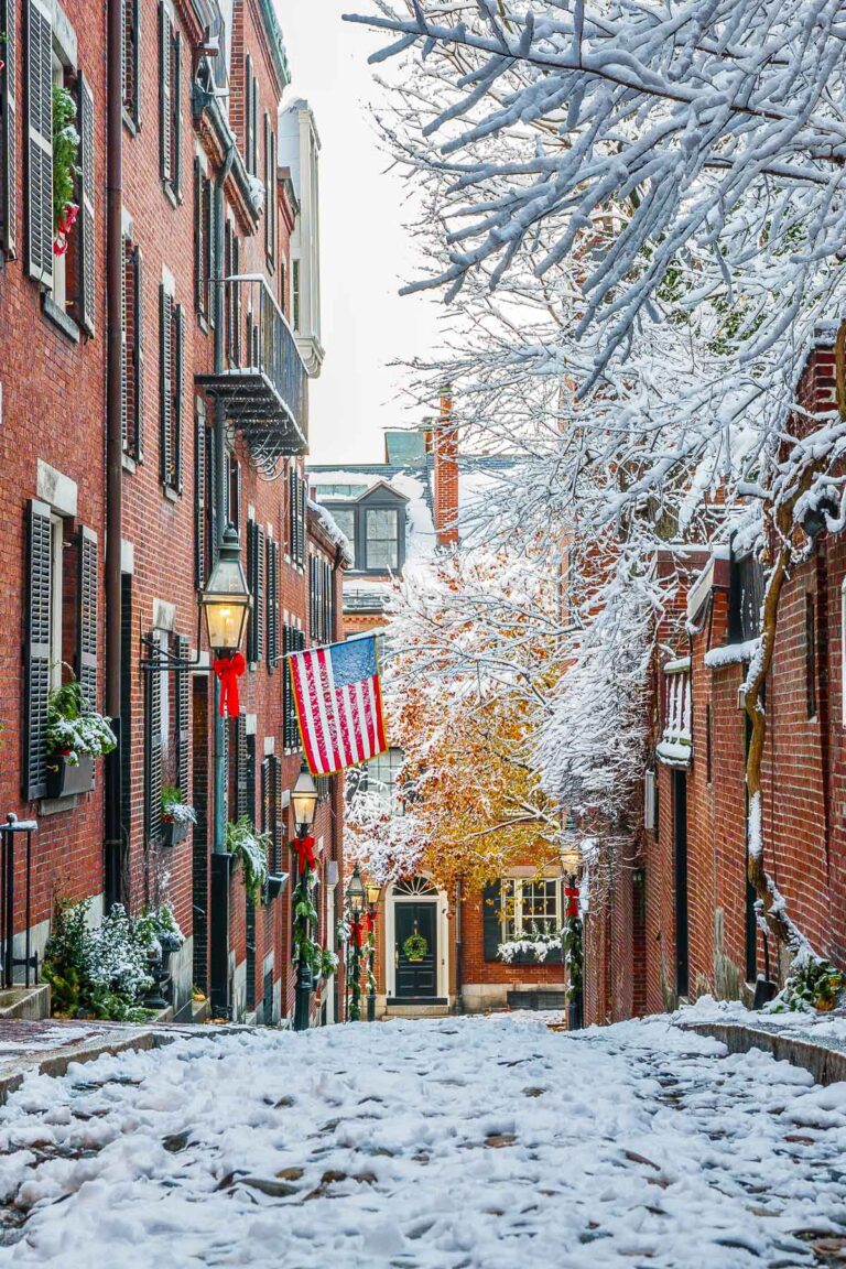 15 Magical Christmas Destinations in the USA